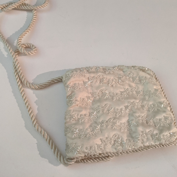 Cream beaded Aldo bag - Picture 4 of 4